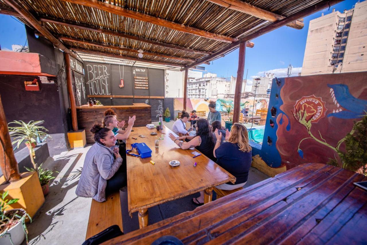 Hostel Alvear Cordoba Bagian luar foto